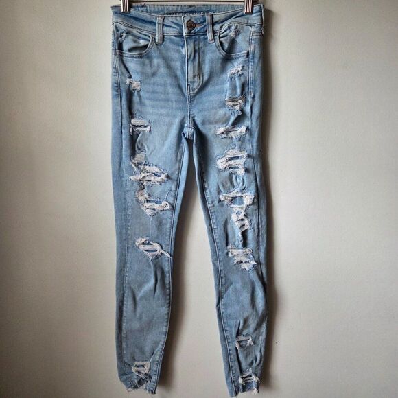 American Eagle Outfitters Denim - EUC AMERICAN EAGLE OUTFITTERS NEXT LEVEL STRETCH HI RISE JEGGING RIPPED SIZE 4 R